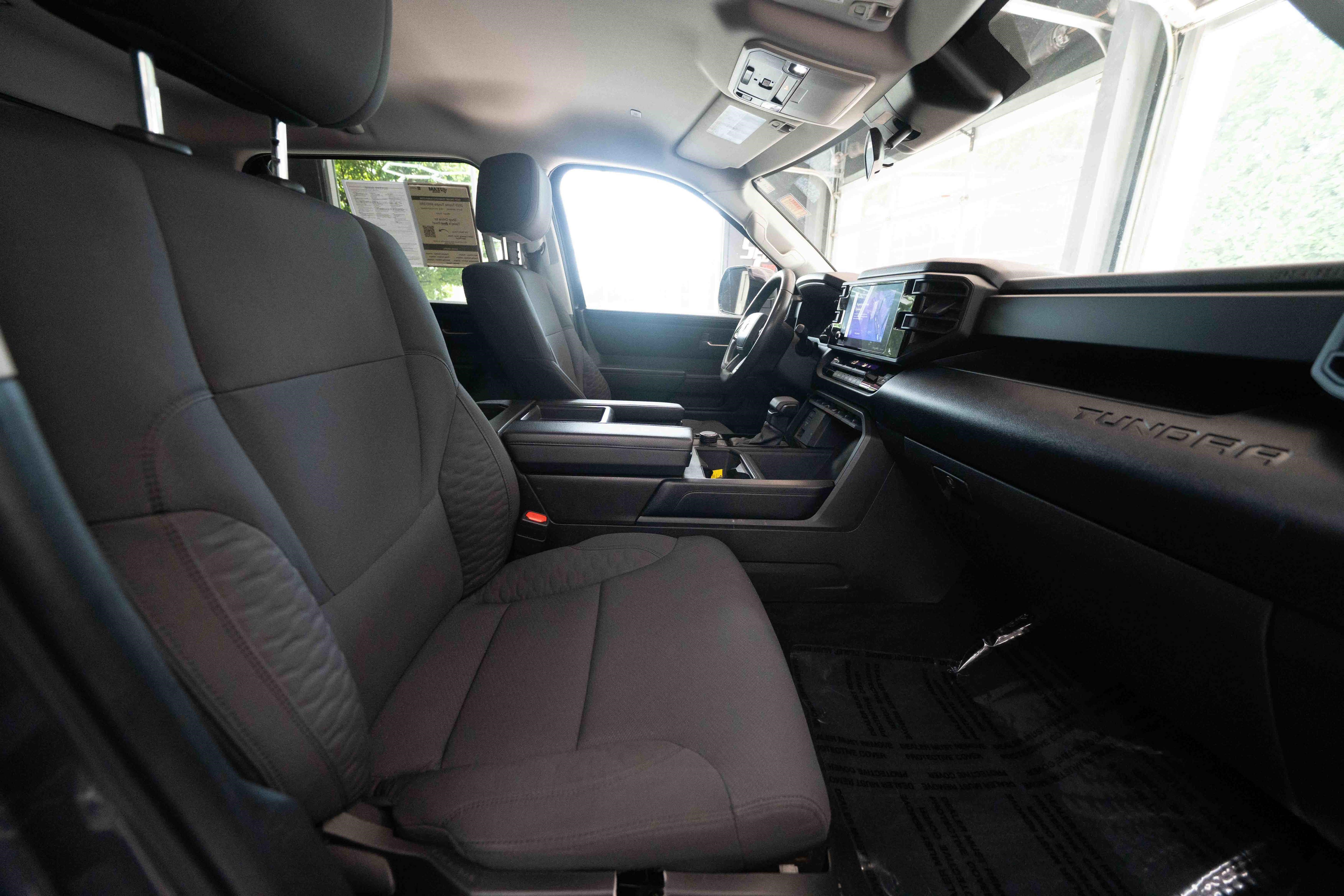 Used 2023 Toyota Tundra SR5 w/ SR5 Convenience Package AWD/4WD image 26