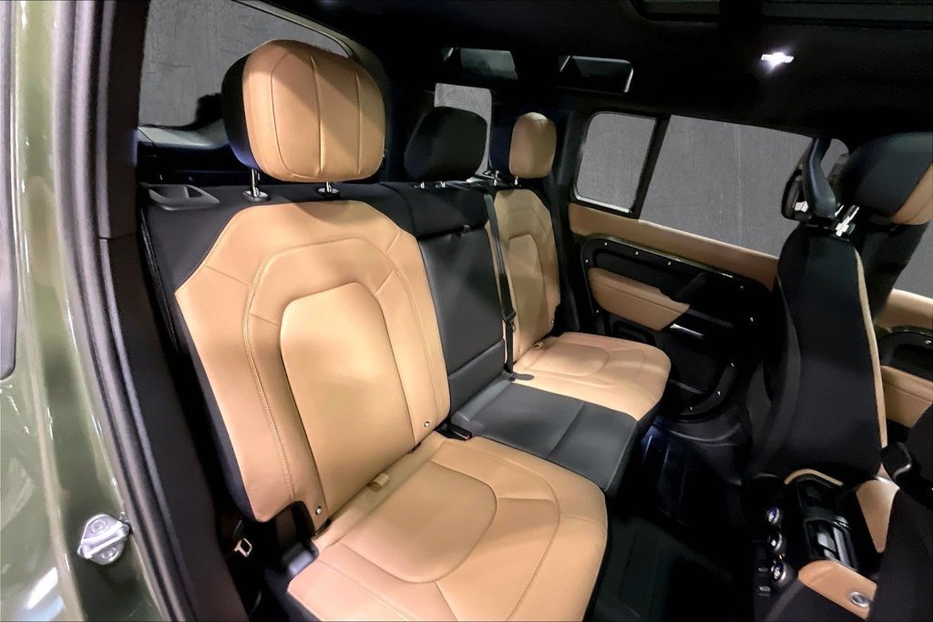 New 2026 Land Rover Defender 110 X AWD/4WD image 10
