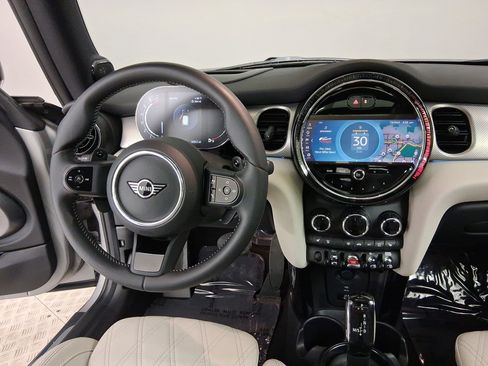 Used 2024 MINI Cooper S FWD image 28