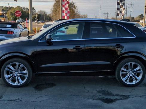 Used 2017 Audi Q3 2.0T Premium Plus w/ Premium Plus Package image 5