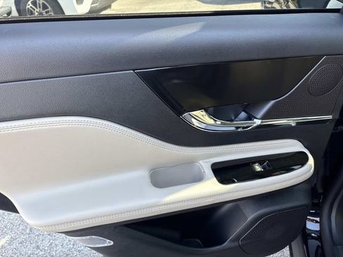 New 2026 Lincoln Corsair Grand Touring AWD/4WD image 19