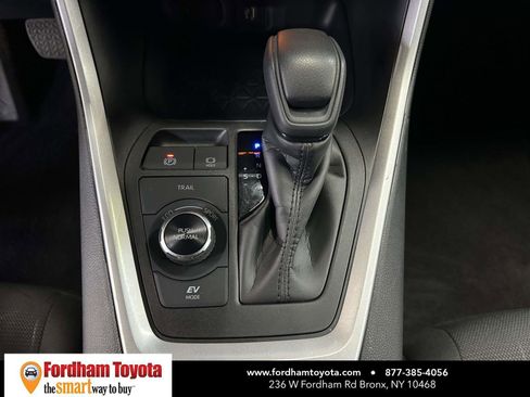 Certified 2025 Toyota RAV4 XLE AWD/4WD image 26