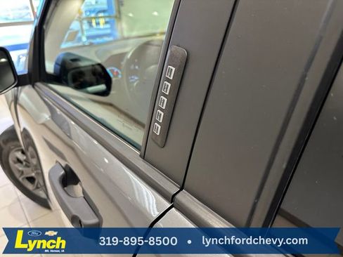 Used 2022 Ford Maverick XLT image 12