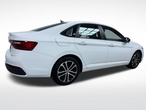 Used 2023 Volkswagen Jetta Sport FWD image 8