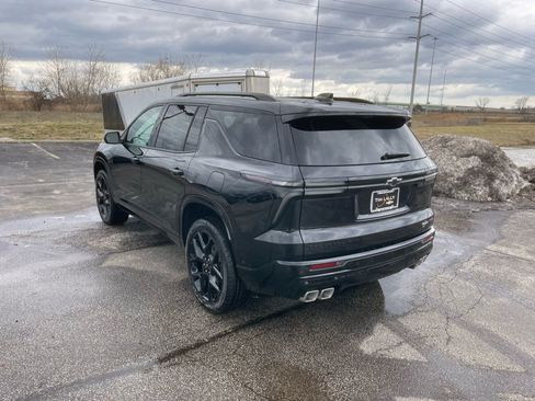 New 2026 Chevrolet Traverse RS w/ LPO, Floor Liner Package image 5