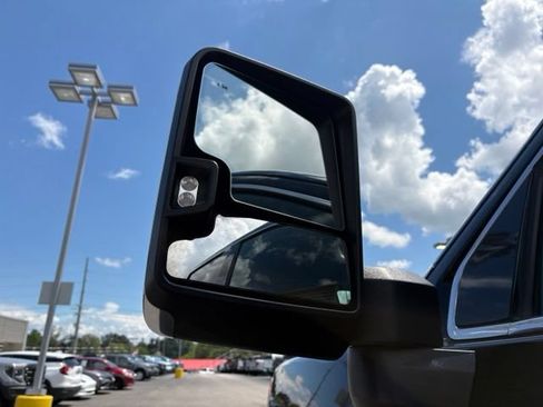 Used 2021 GMC Sierra 2500 Denali w/ Denali Ultimate Package AWD/4WD image 15