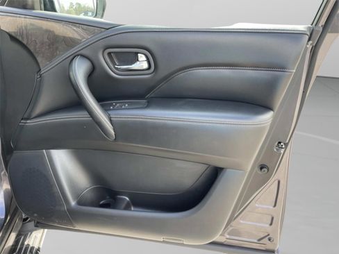 Used 2024 INFINITI QX80 Luxe image 25