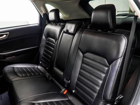 Used 2023 Ford Edge SEL AWD/4WD image 34