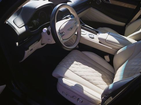 Used 2022 Genesis GV80 3.5T w/ Prestige Package 07 image 13