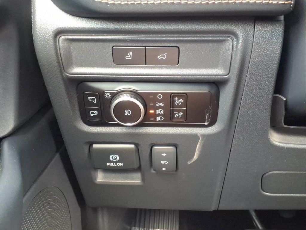 Used 2023 Ford Expedition Platinum RWD image 25