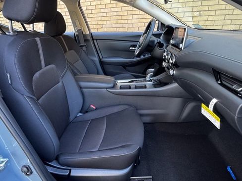 New 2025 Nissan Sentra SV image 8