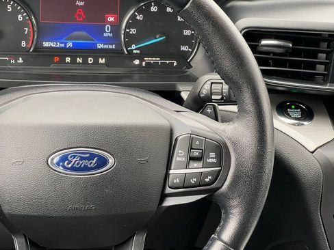 Used 2020 Ford Explorer XLT w/ Equipment Group 202A image 23