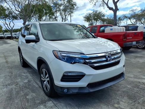Used 2017 Honda Pilot EX-L image 2