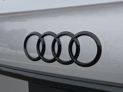 Used 2023 Audi Q5 2.0T Premium Plus w/ Premium Plus Package image 32