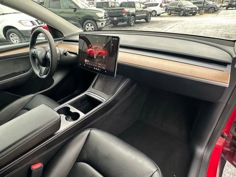 Used 2023 Tesla Model Y Long Range image 22