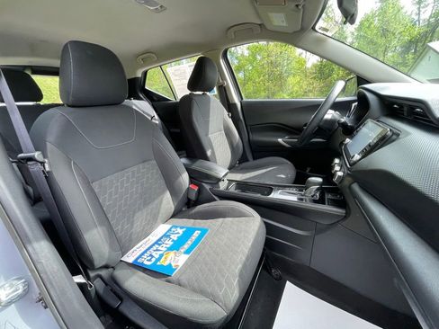 Used 2024 Nissan Kicks SV FWD image 12