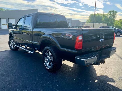 Used 2015 Ford F250 Lariat w/ Lariat Interior Package AWD/4WD image 10