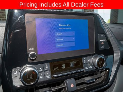 Used 2024 Toyota Highlander XSE AWD/4WD image 13