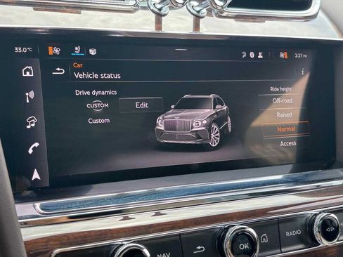 New 2025 Bentley Bentayga Extended Wheelbase image 59