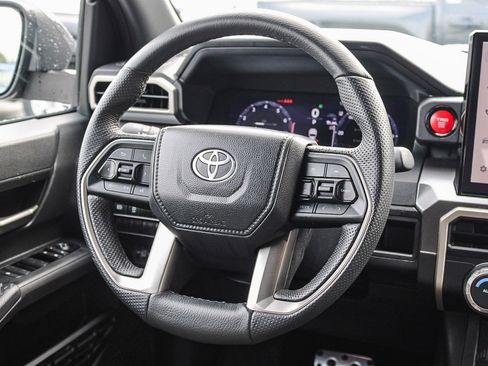 Used 2024 Toyota Tacoma TRD Sport image 16