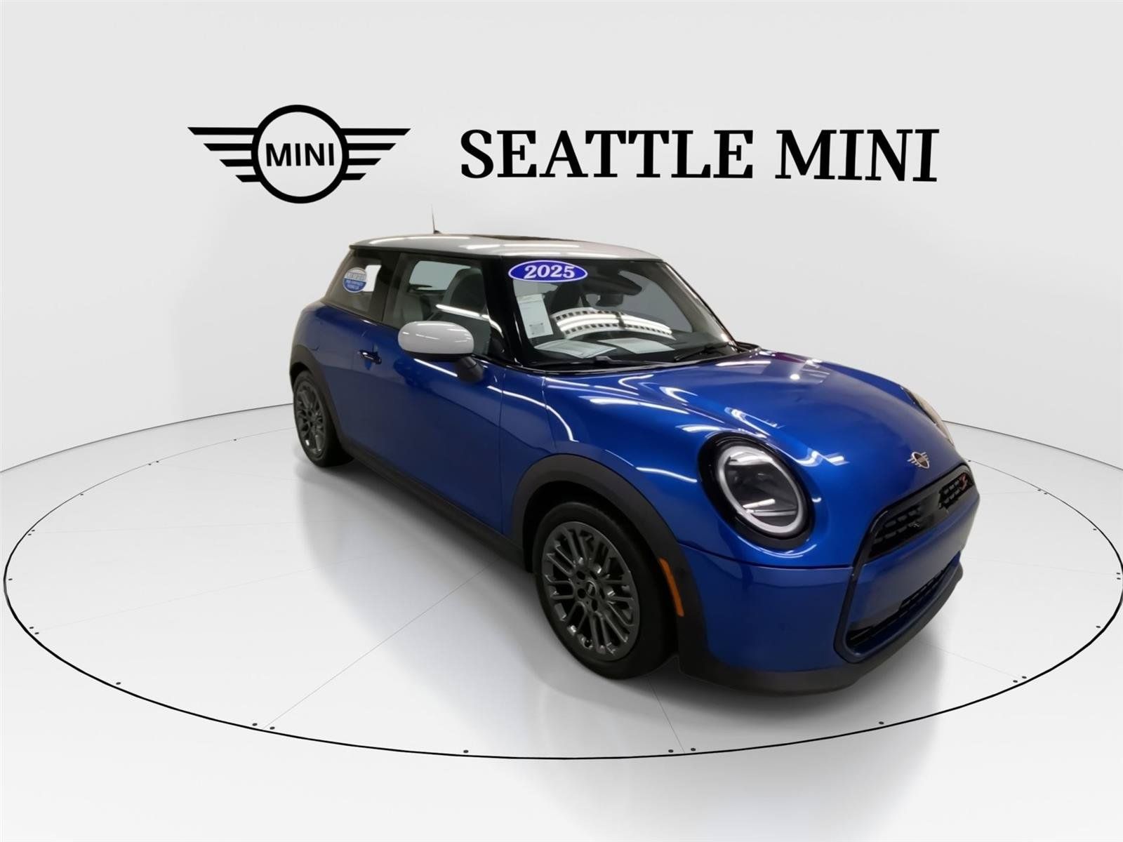 Used 2025 MINI Cooper S FWD image 2
