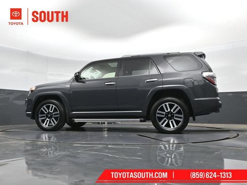 Used 2024 Toyota 4Runner Limited AWD/4WD image 44