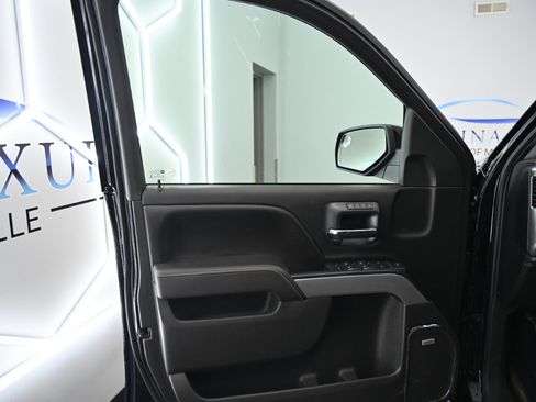 Used 2017 Chevrolet Silverado 1500 LTZ Z71 w/ LTZ Plus Package image 17