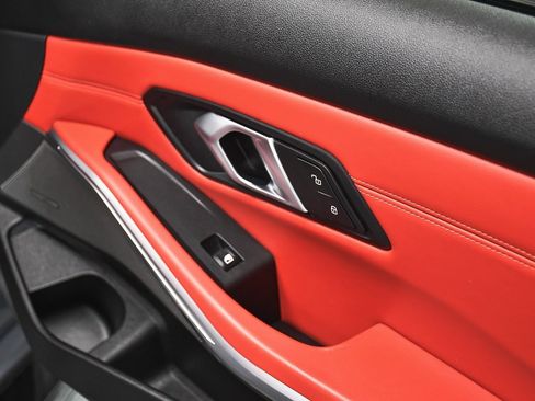 Used 2025 BMW M3 Competition w/ Executive Package image 19