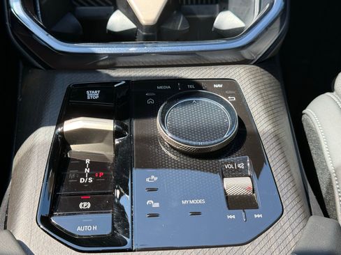 Used 2025 BMW X3 xDrive30i w/ Convenience Package image 27