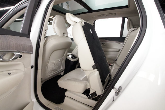 Used 2023 Volvo XC90 B6 Plus w/ Protection Package Premier AWD/4WD image 26