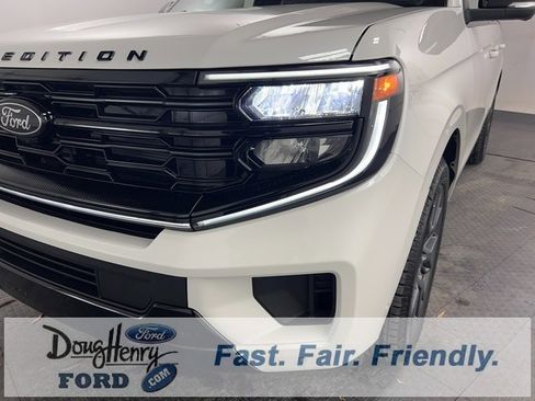New 2025 Ford Expedition Max Platinum w/ Stealth Performance Package image 10