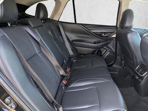 Used 2023 Subaru Outback Limited image 22