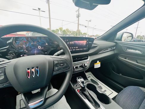 New 2026 Buick Envista Preferred w/ Convenience II Package image 20