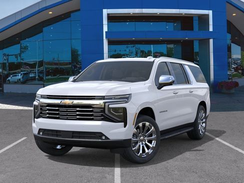 New 2026 Chevrolet Suburban Premier AWD/4WD image 30