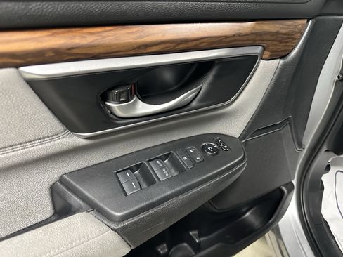 Used 2021 Honda CR-V EX image 17
