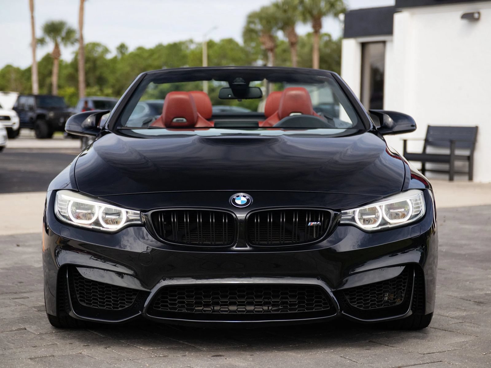 Used 2016 BMW M4 Convertible RWD image 4