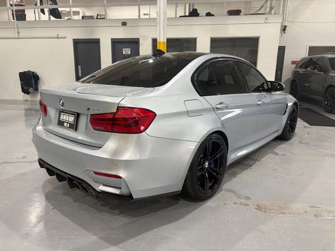 Used 2018 BMW M3 image 7