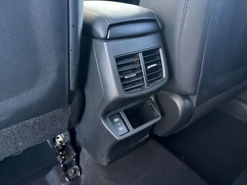 Used 2025 Kia Seltos S FWD image 24