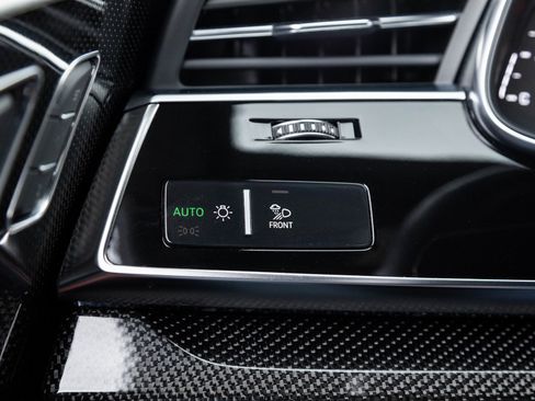 Used 2022 Audi SQ8 Prestige w/ Prestige Package image 17