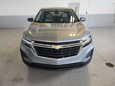 Used 2023 Chevrolet Equinox LS w/ LS Convenience Package AWD/4WD image 6