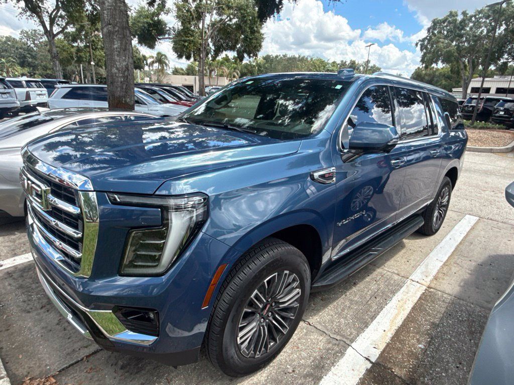 Used 2026 GMC Yukon XL Elevation w/ Elevation Premium Package RWD image 3