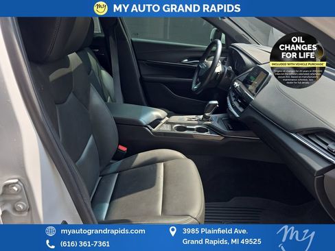 Used 2022 Cadillac CT4 Luxury w/ Sun And Sound Package AWD/4WD image 22