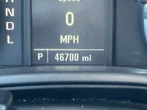 Used 2017 Chevrolet Silverado 1500 Custom w/ Custom Convenience Package image 19