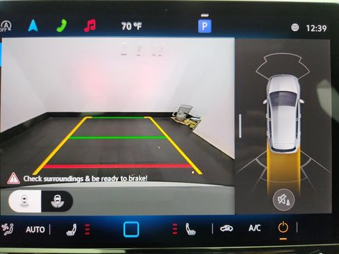 New 2025 Volkswagen GTI SE image 24