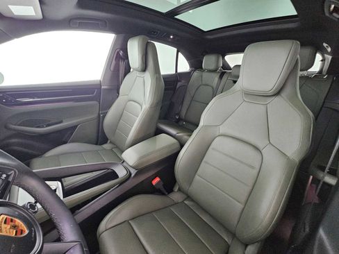 Used 2024 Porsche Macan 4 Electric image 22