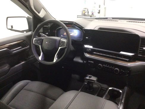 Used 2023 Chevrolet Silverado 1500 RST w/ Convenience Package II image 21