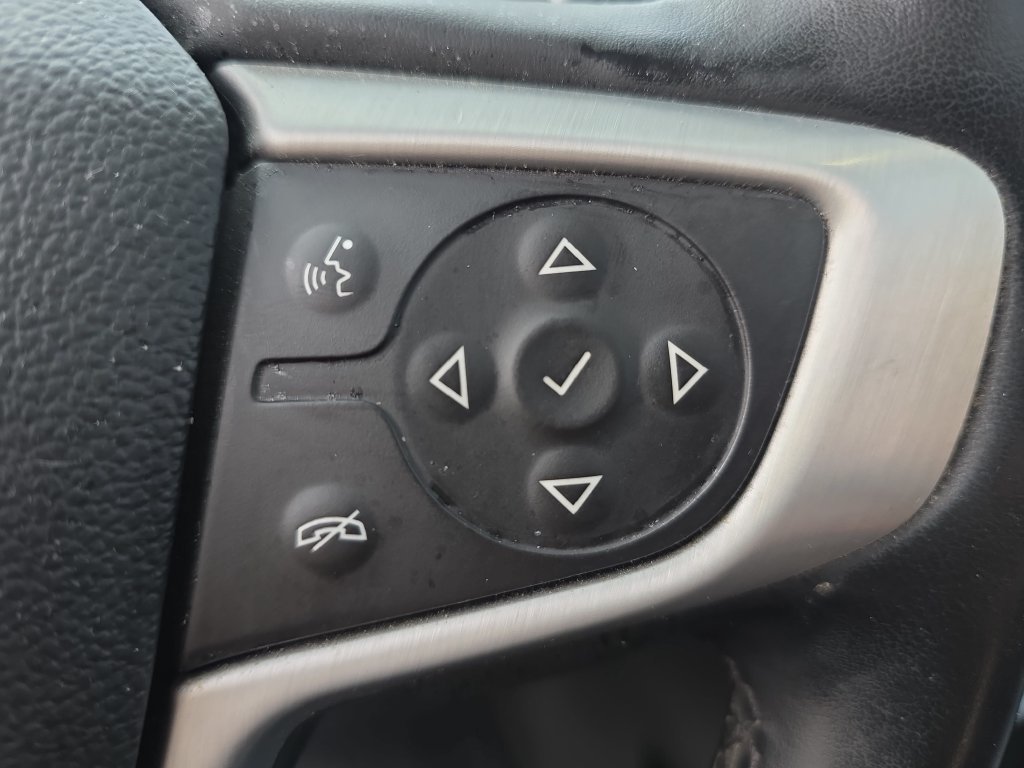 Used 2023 GMC Terrain SLT w/ Tech Package AWD/4WD image 20