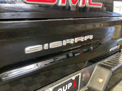 Used 2023 GMC Sierra 1500 AT4 w/ AT4 Premium Package AWD/4WD image 30