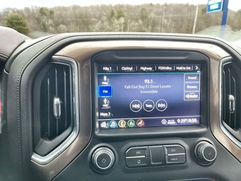 Used 2020 Chevrolet Silverado 2500 High Country w/ Technology Package image 14