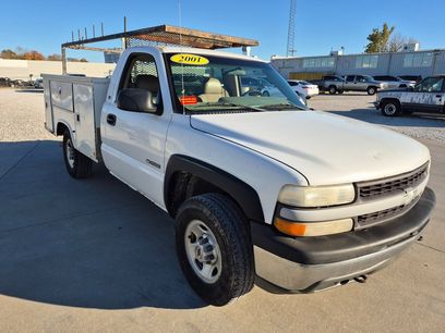 Used 2001 Chevrolet Silverado 2500 W/T w/ Firm Ride Suspension Pkg
